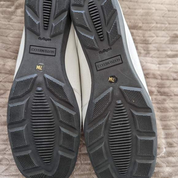 White Sesto Meucci mules (7.5) - Picture 3 of 5